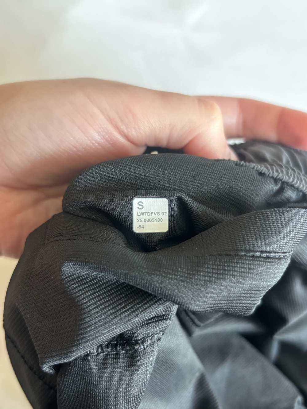Lululemon pace crush shorts 2.5 in - Picture 5 of 5